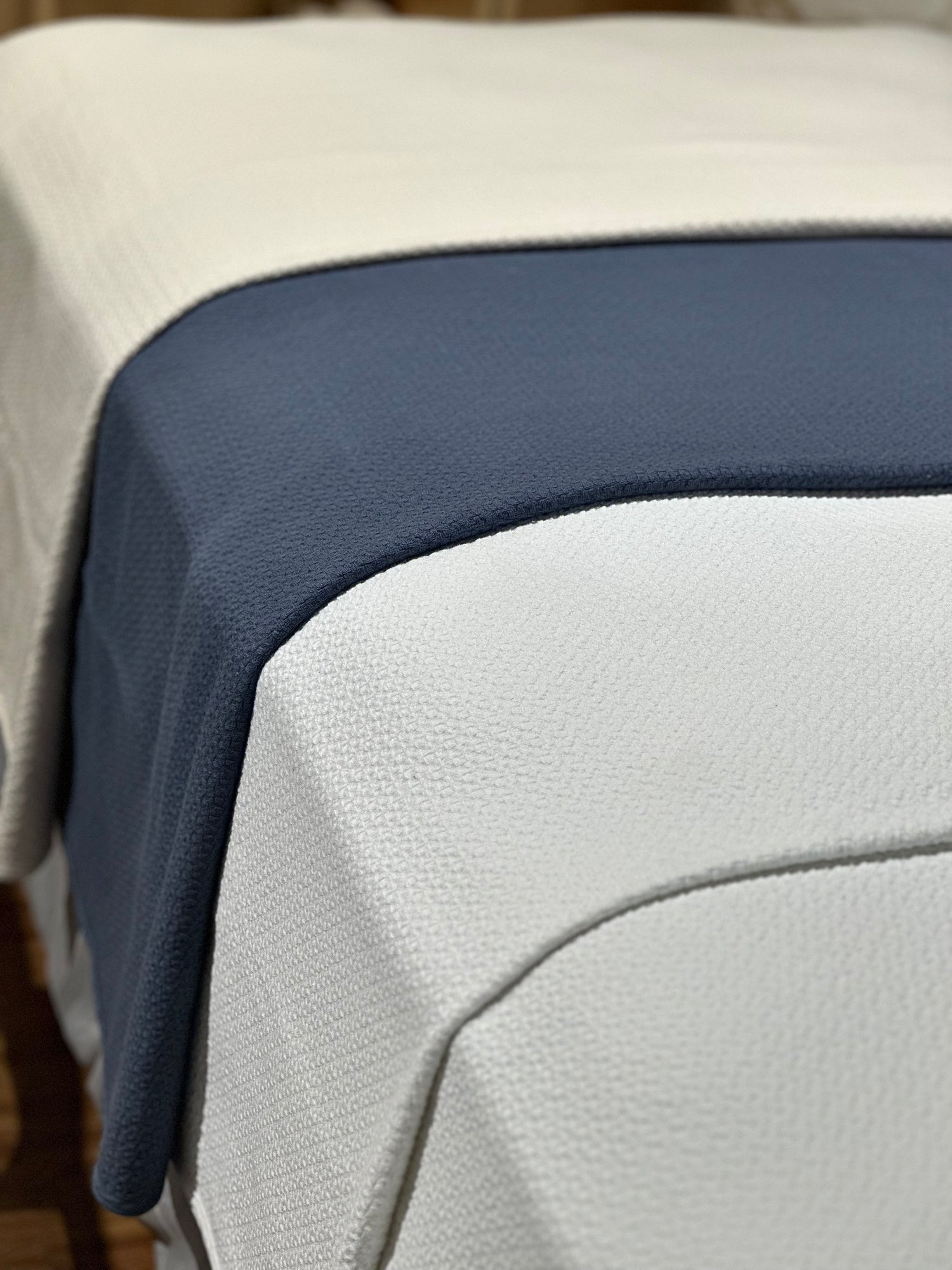 100% ORGANIC COTTON HONEYCOMB JACQUARD BLANKET